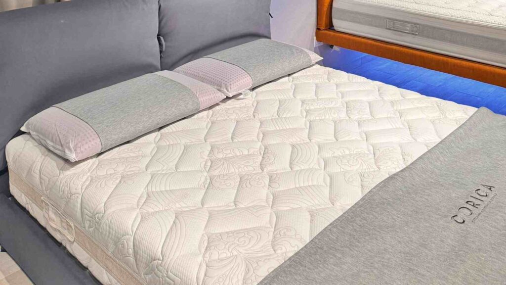 giovagnoli per showroom corica